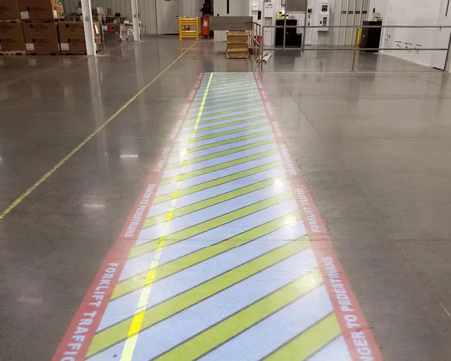 LED prosjektor 300W ØKONOMI komplett Vifte kjølt, med linse og filter 