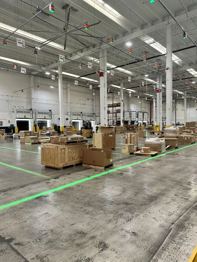 LED strek-prosjektor 80W PRO 53° 1:1 linse, 230V driver+sikkerh. vaier 