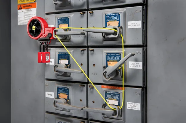 LOTO wire-lock uttrekk (2,74m x 3,3mm) Masterlock plastbelagt nylonwire uttrekk 