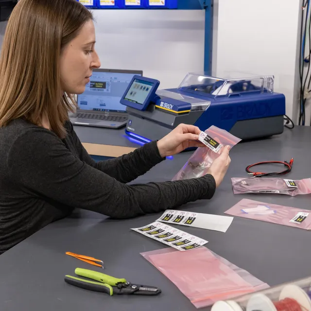 BRADY BradyJet J7300 Fargeprinter EU - Wifi - BWS Suite 