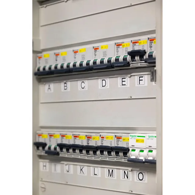 BRADY Gul Polyester 17 x 6mm Permanent, utendørs, M7x 