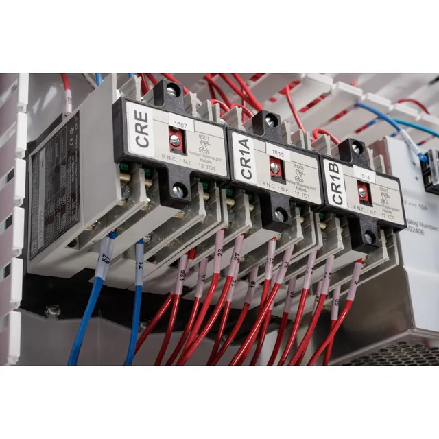 BRADY Hvit og klar vinyl 38,1 x 101,6mm Self-laminating & Wrap Around 