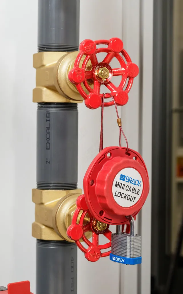 LOTO mini cable lock Ø1,6 mm x2,44 mtr Brady stål wire isolert rød 