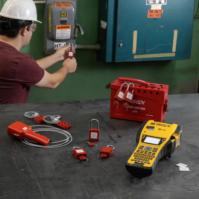 Brady M410 Se utvalget her 